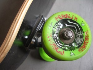 1989 powell g-bones 64mm 87a retro re-issue